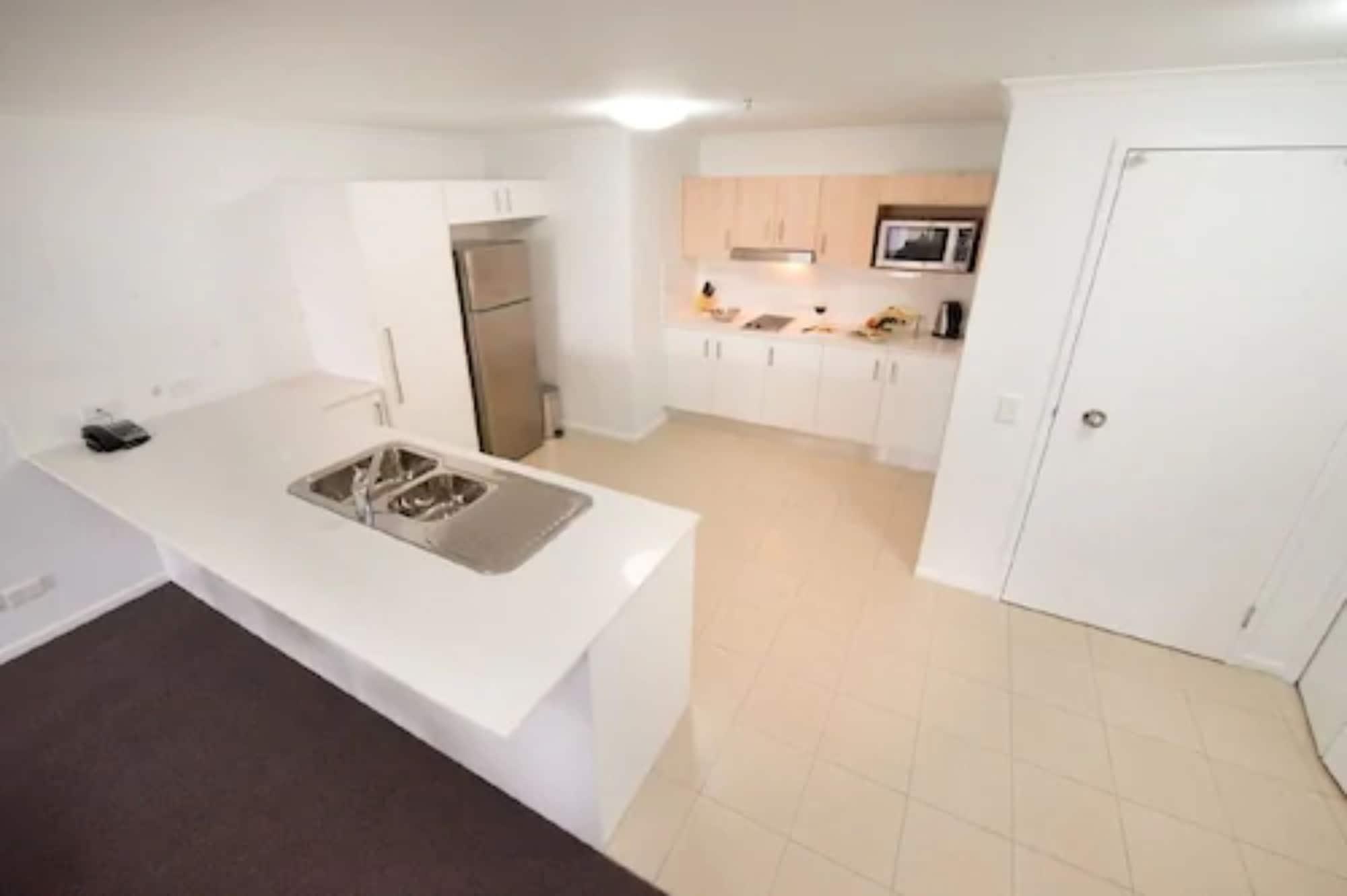Edge Apartment Hotel Rockhampton Exterior photo