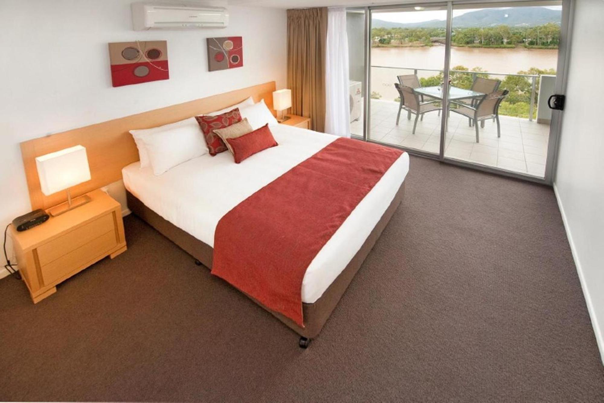 Edge Apartment Hotel Rockhampton Exterior photo