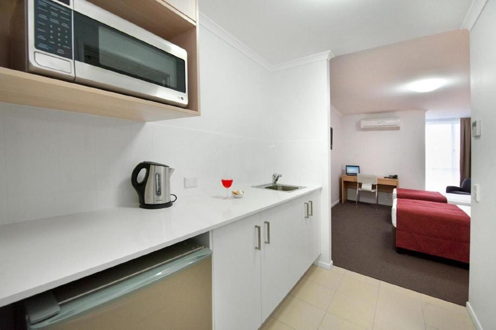 Edge Apartment Hotel Rockhampton Exterior photo